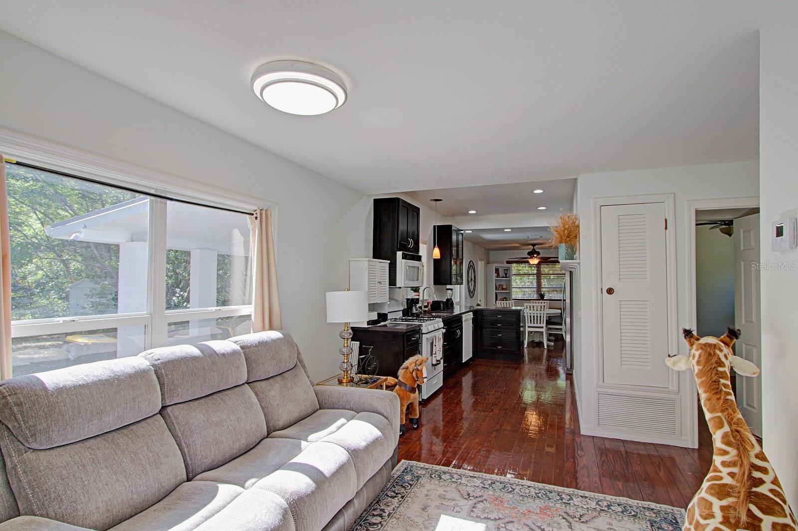 360 W CENTRAL AVE, ORANGE CITY, FL, 32763