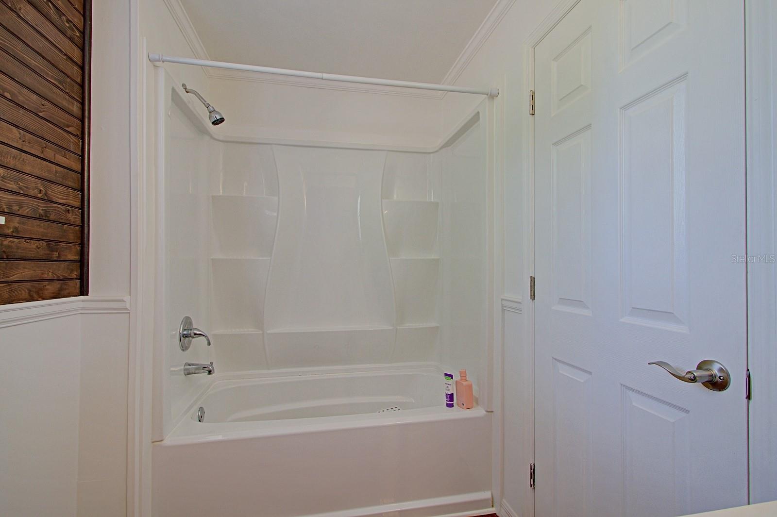 360 W CENTRAL AVE, ORANGE CITY, FL, 32763