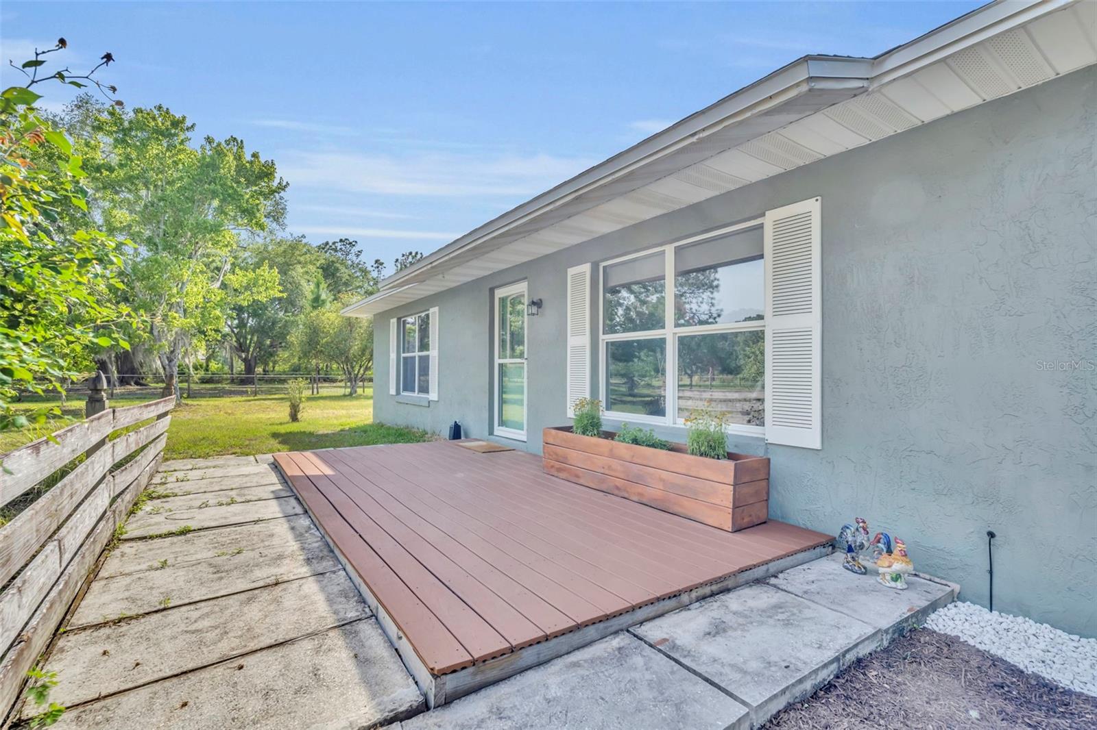 430 CYPRESS ISLES RD, OSTEEN, FL, 32764