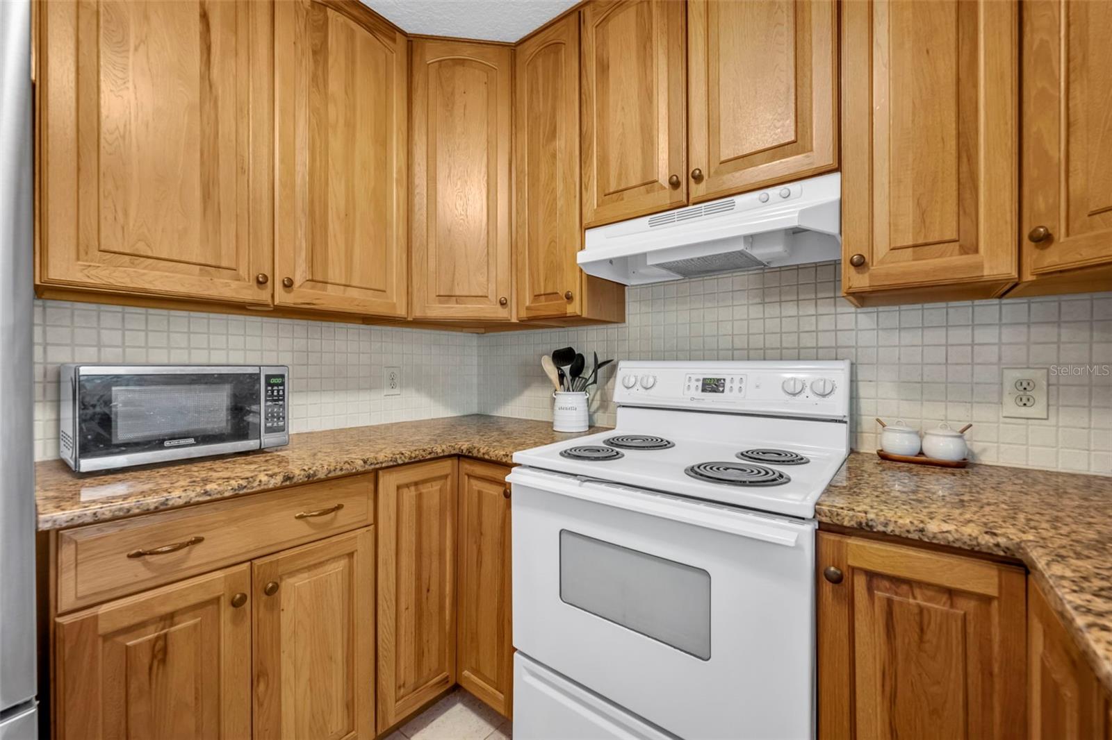 430 CYPRESS ISLES RD, OSTEEN, FL, 32764