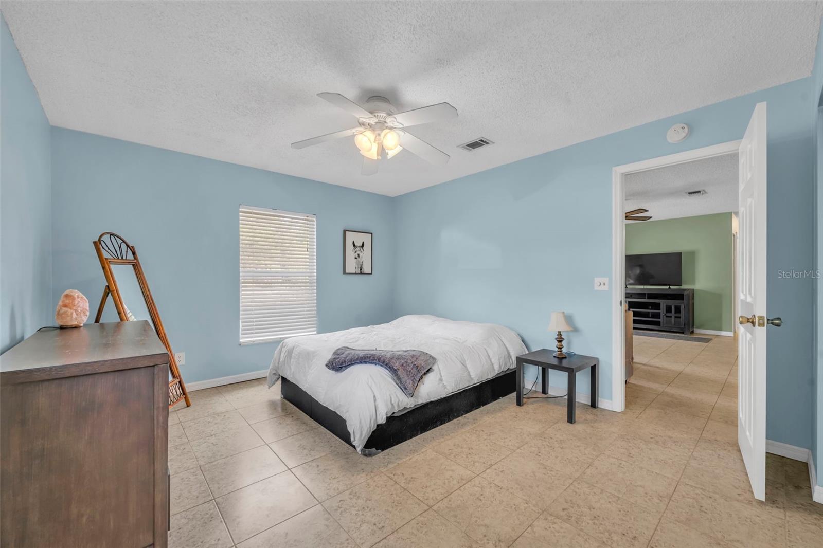 430 CYPRESS ISLES RD, OSTEEN, FL, 32764