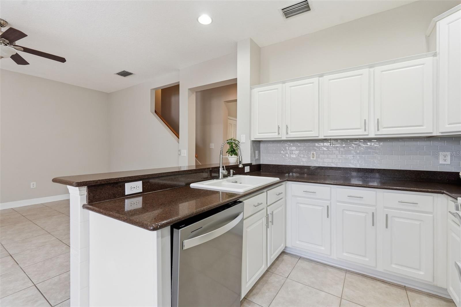 10111 HAYFIELD WAY, TAMPA, FL, 33626