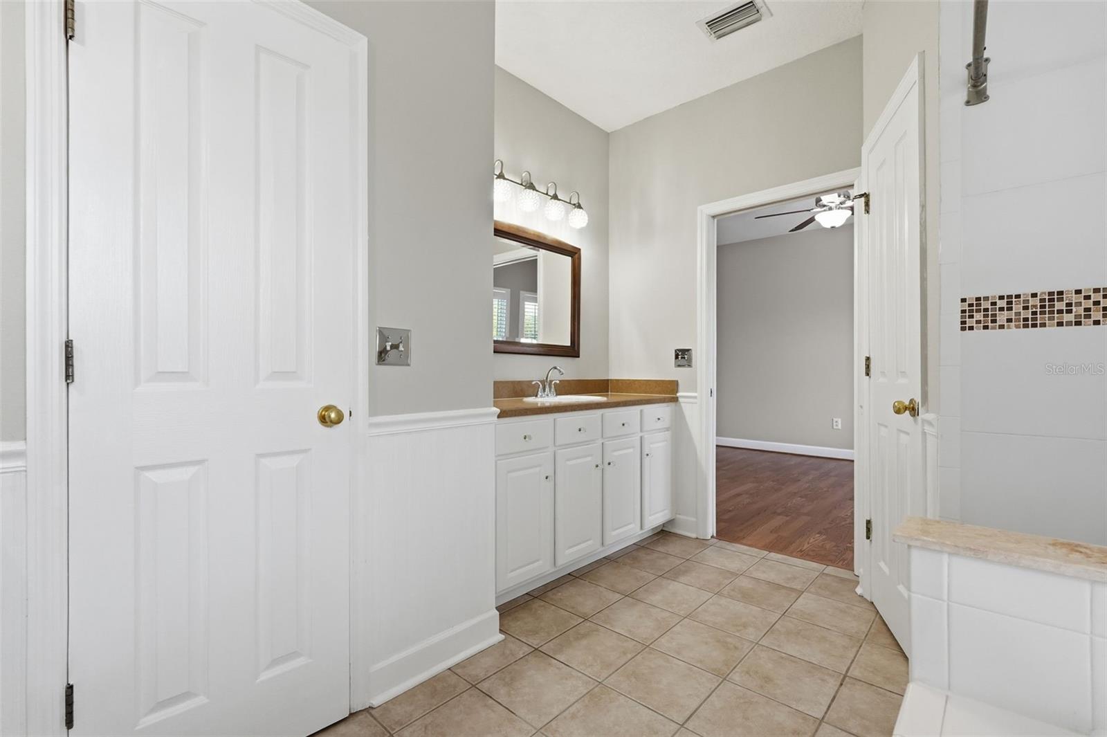 10111 HAYFIELD WAY, TAMPA, FL, 33626