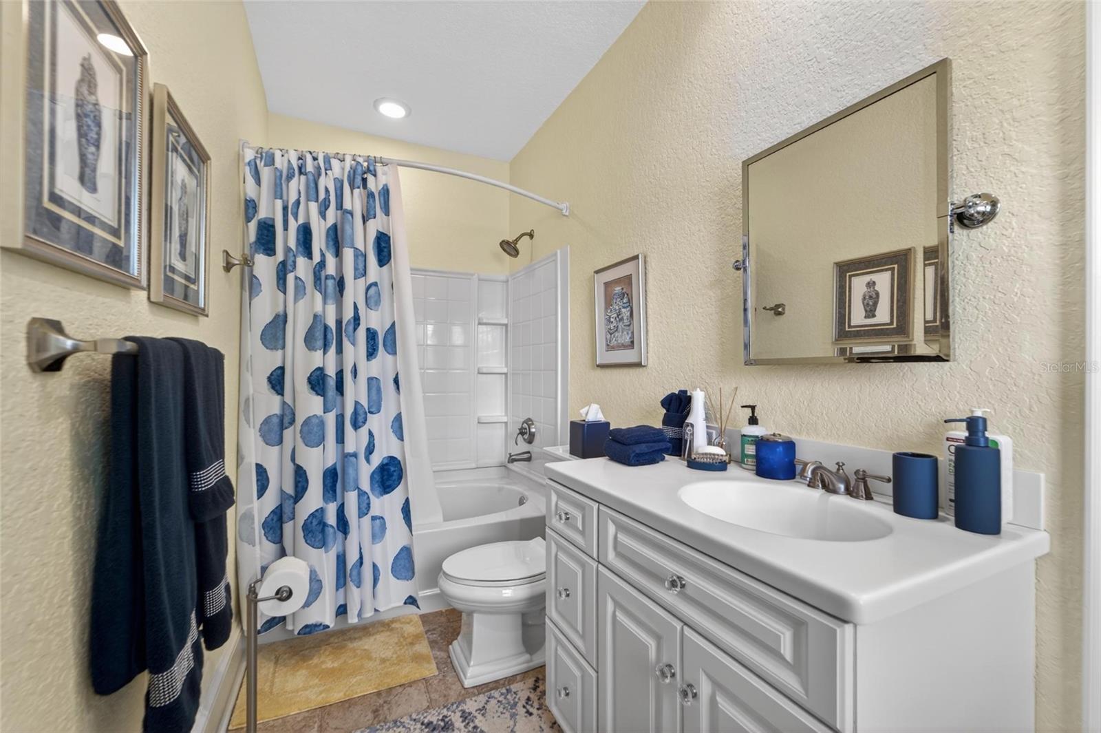 16203 AVILA BLVD, TAMPA, FL, 33613