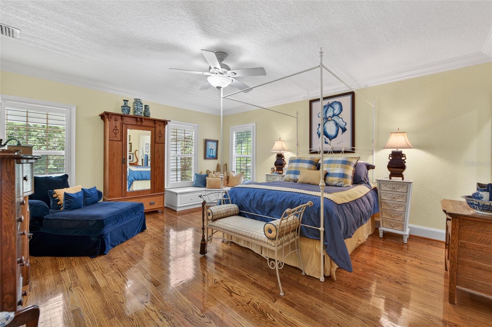 16203 AVILA BLVD, TAMPA, FL, 33613