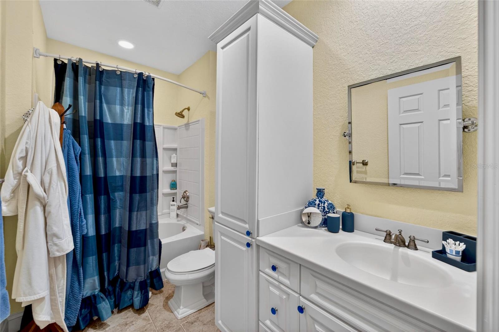 16203 AVILA BLVD, TAMPA, FL, 33613