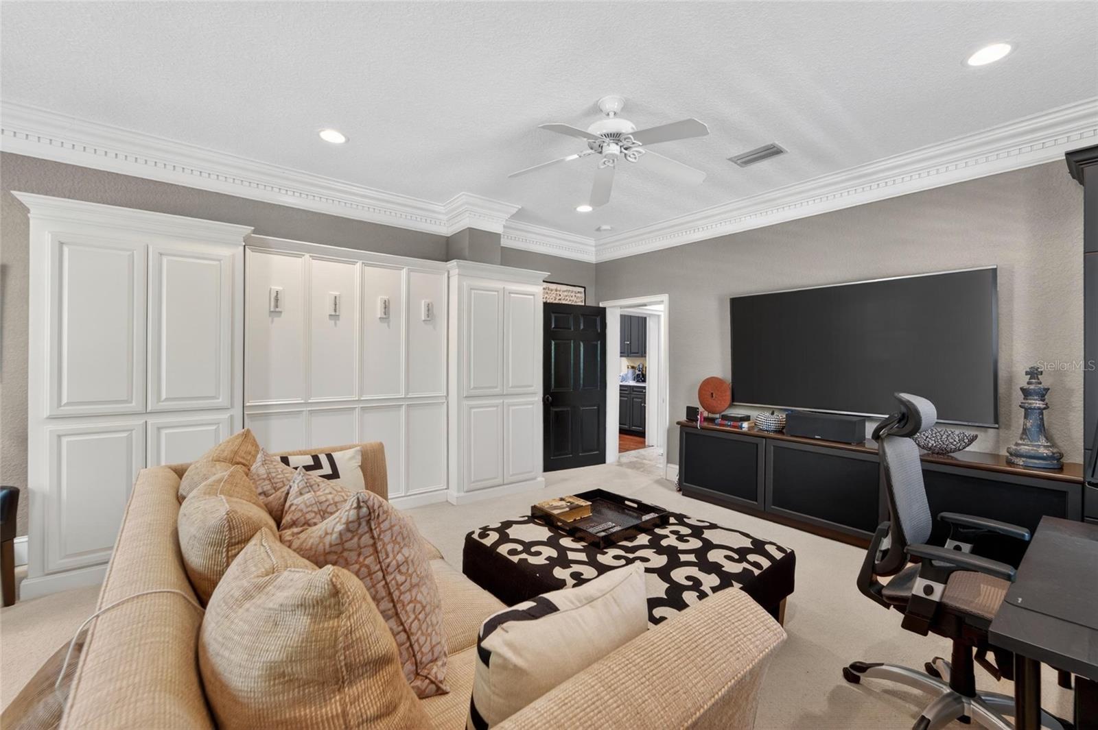 16203 AVILA BLVD, TAMPA, FL, 33613