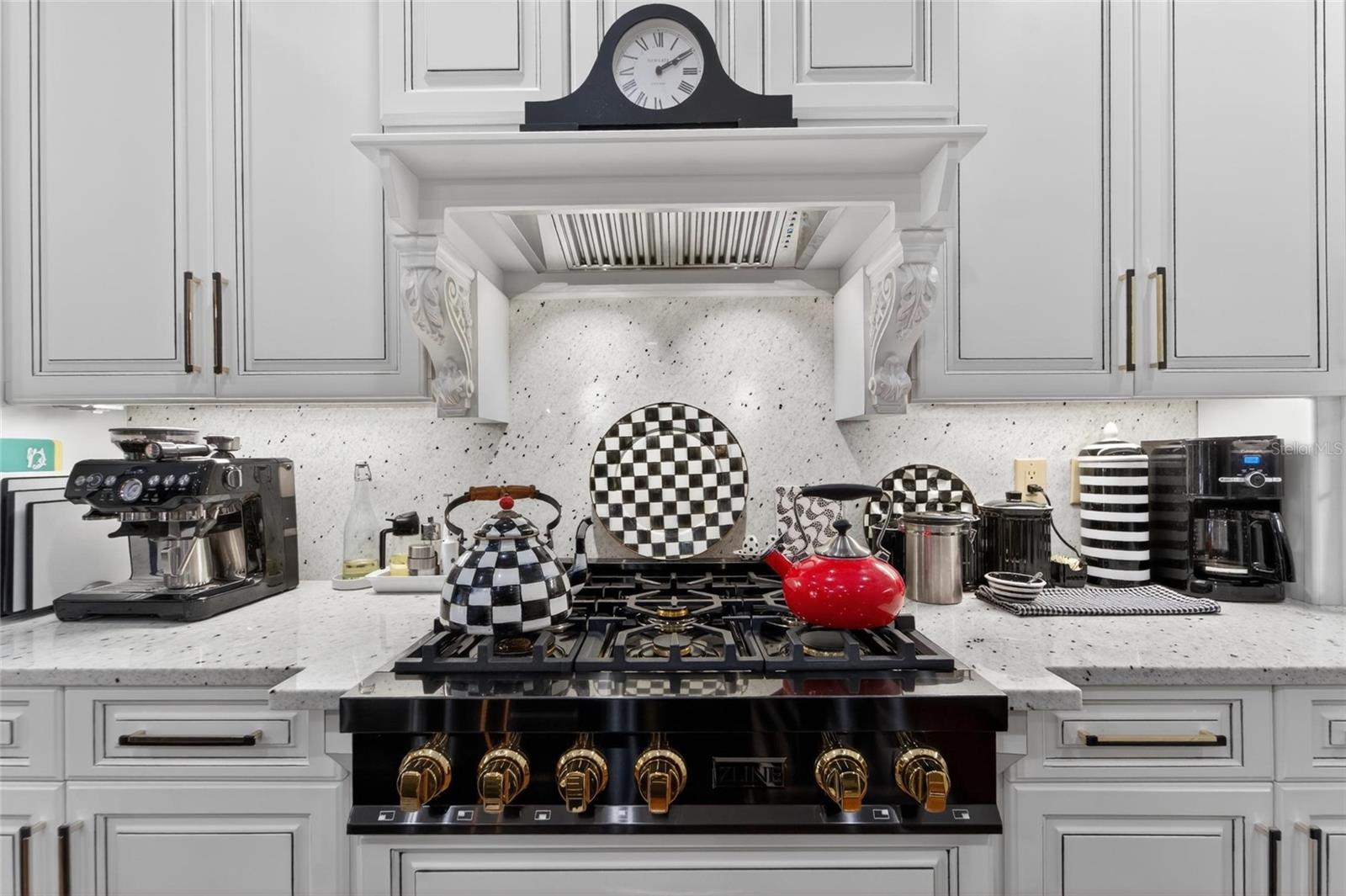 16203 AVILA BLVD, TAMPA, FL, 33613