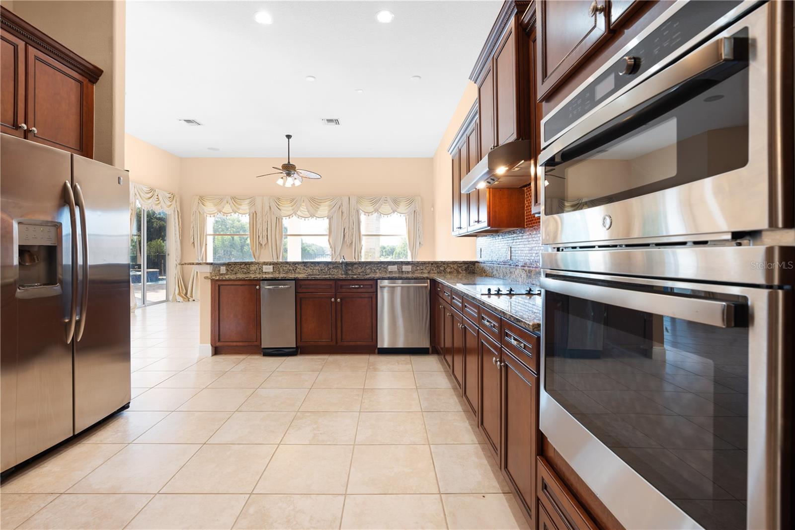 10603 CAYMAN ISLE CT, TAMPA, FL, 33647