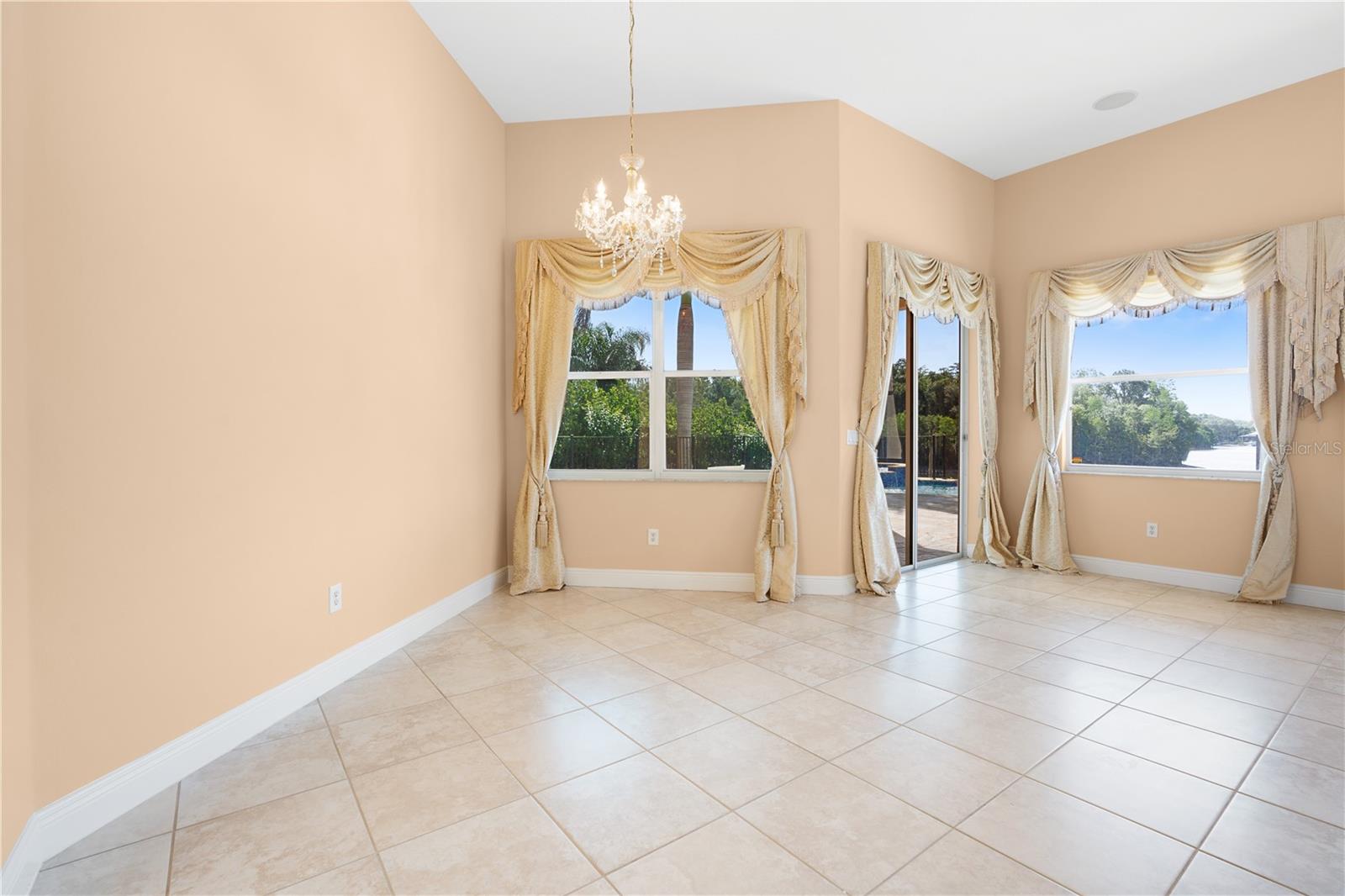 10603 CAYMAN ISLE CT, TAMPA, FL, 33647