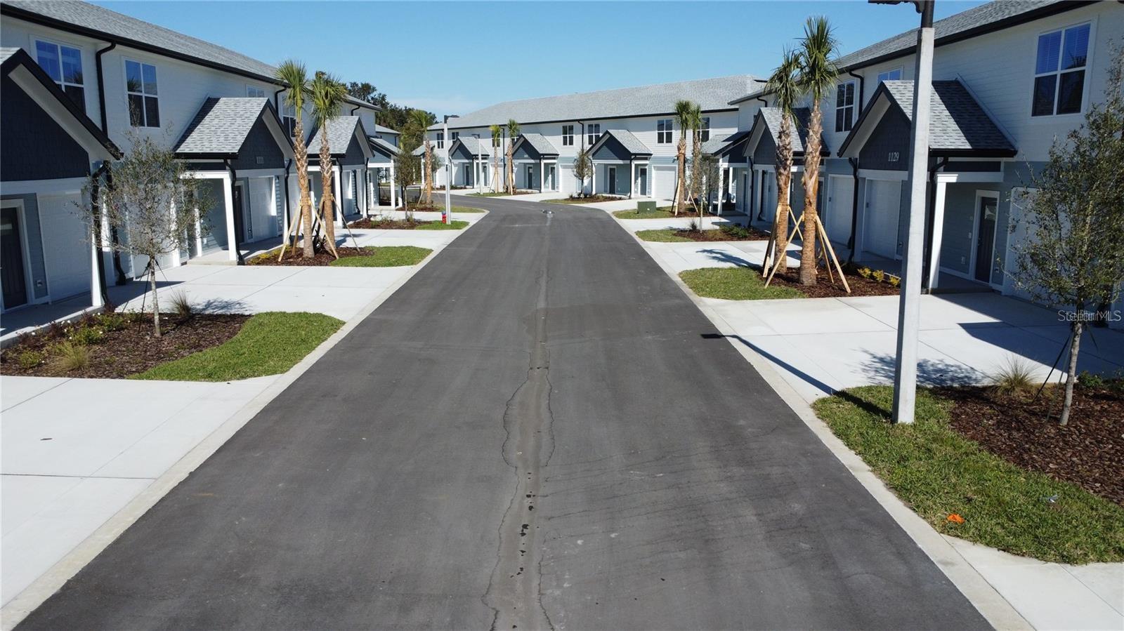 1019 E CAROLINE ST, TAVARES, FL, 32778