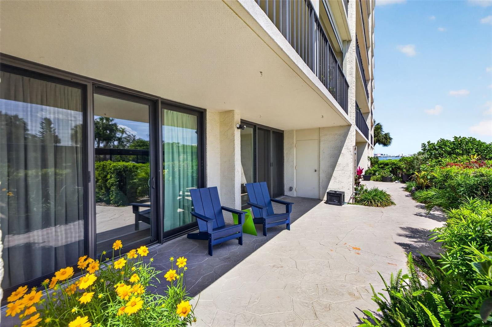 100 OAKMONT LN #107 & 108, BELLEAIR, FL, 33756