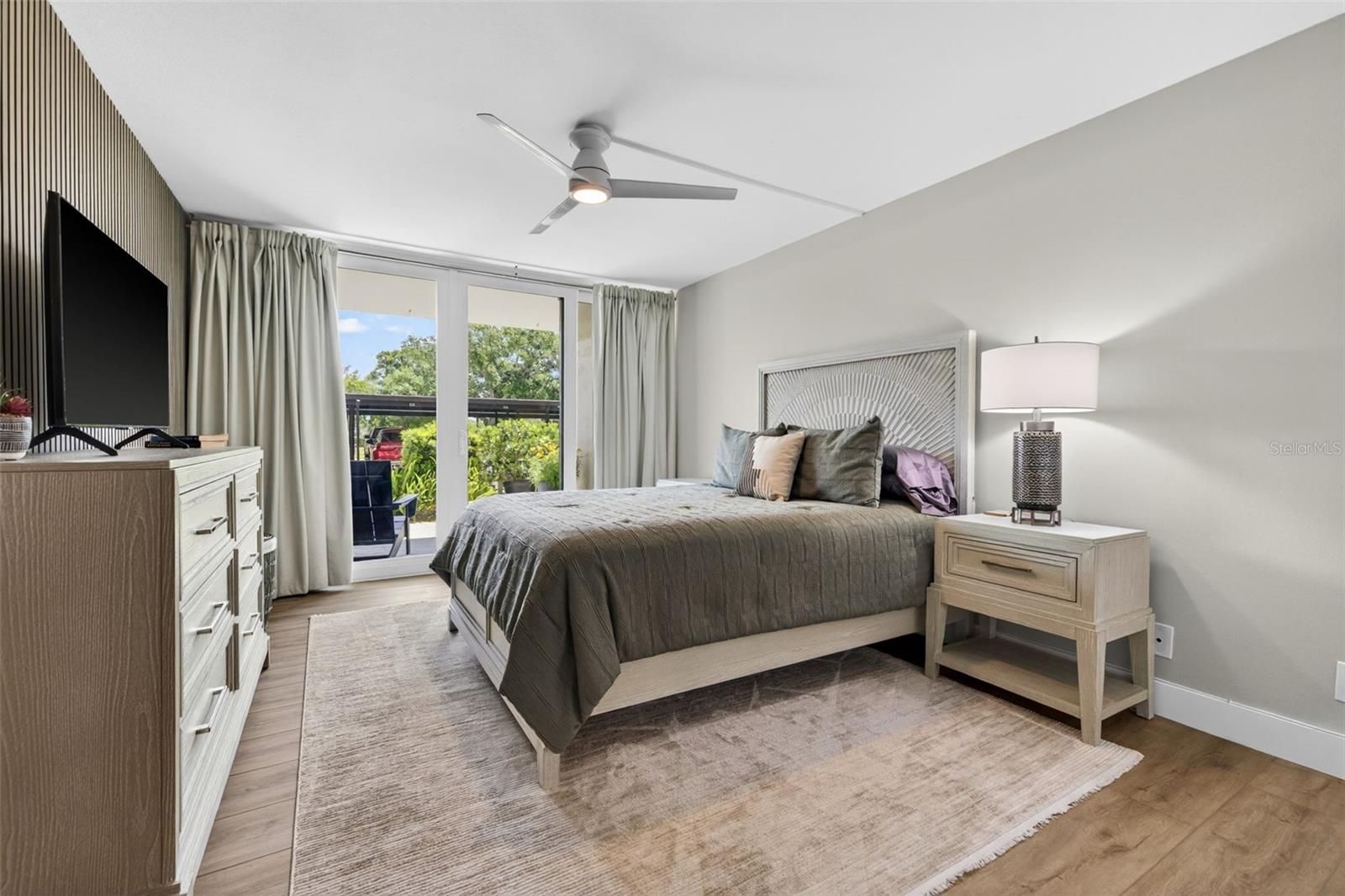 100 OAKMONT LN #107 & 108, BELLEAIR, FL, 33756