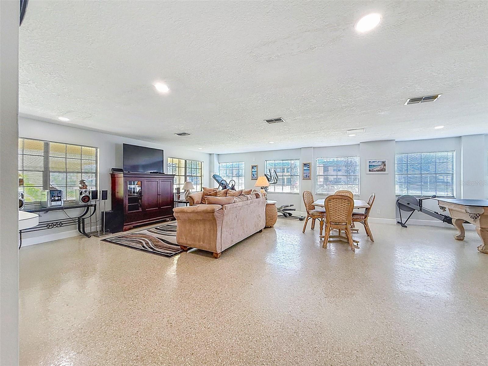 460 S PAULA DR #107, DUNEDIN, FL, 34698