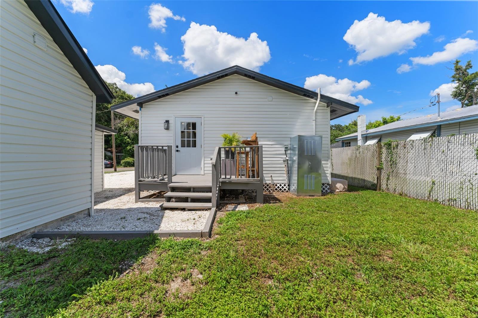 501 E CLUSTER AVE, TAMPA, FL, 33604