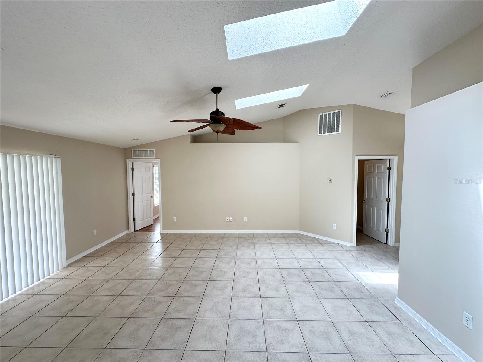 36 PORT ROYAL DR, PALM COAST, FL, 32164