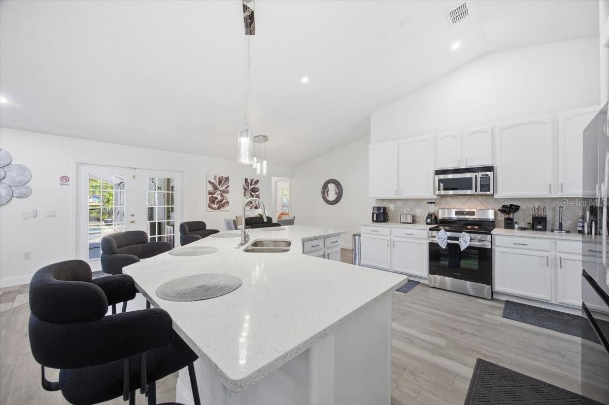 437 GRAND RESERVE DR, DAVENPORT, FL, 33837