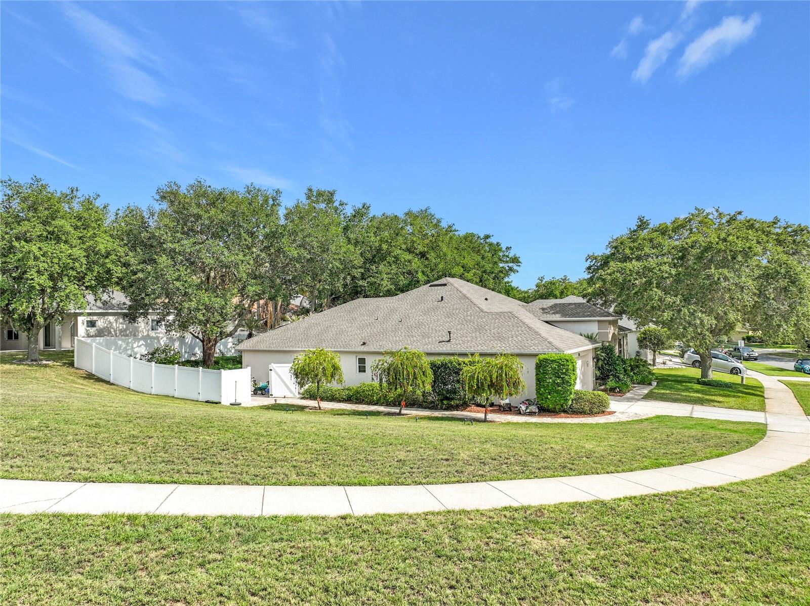3755 FALLSCREST CIR, CLERMONT, FL, 34711