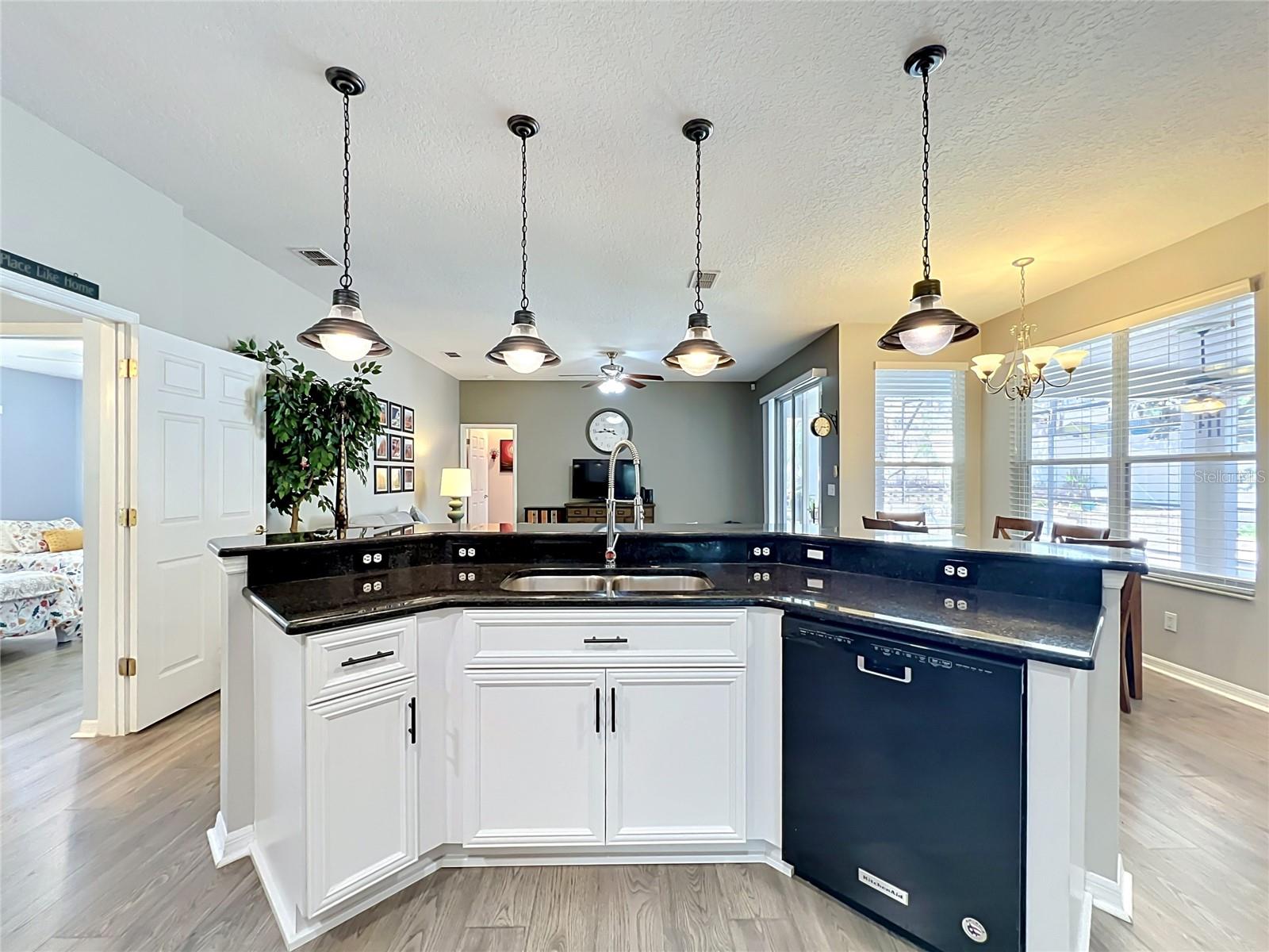 3755 FALLSCREST CIR, CLERMONT, FL, 34711