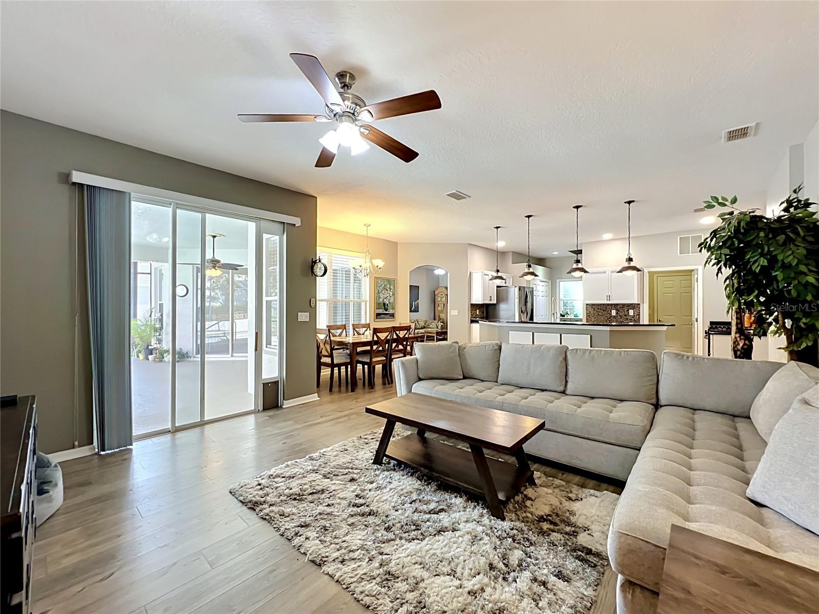 3755 FALLSCREST CIR, CLERMONT, FL, 34711