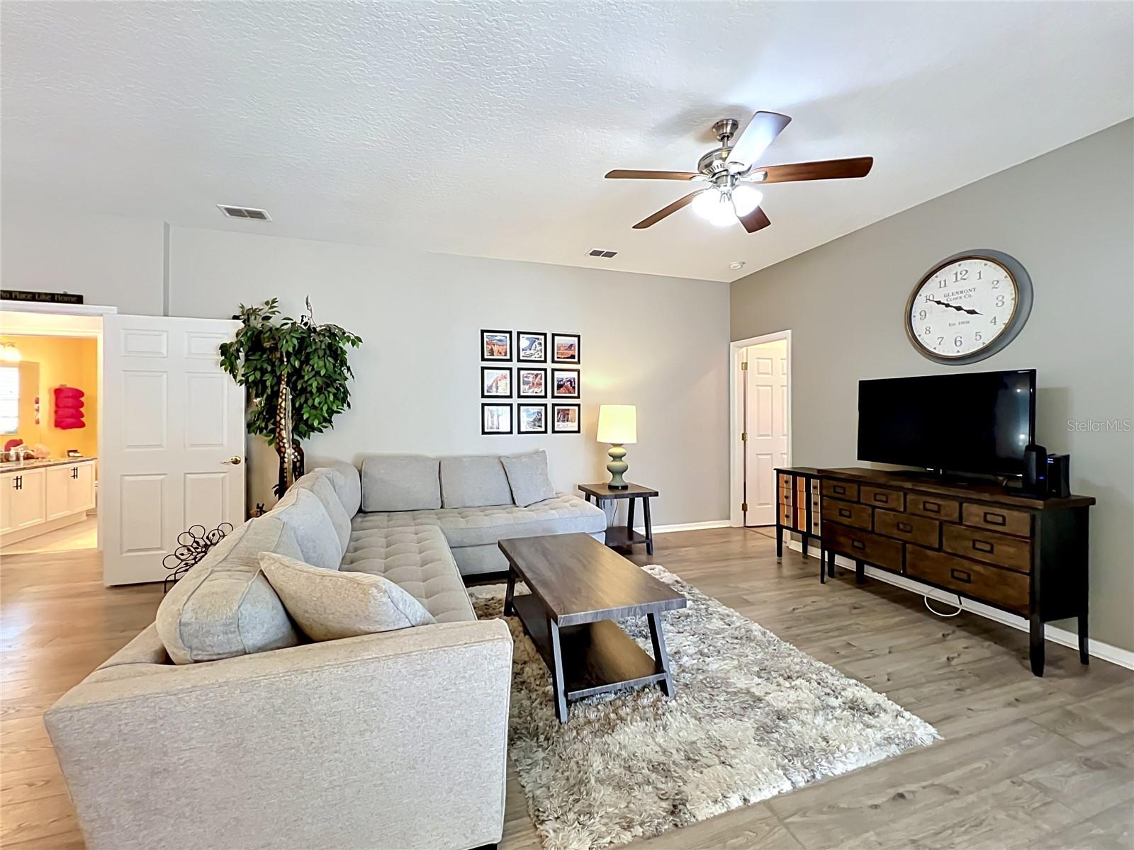 3755 FALLSCREST CIR, CLERMONT, FL, 34711