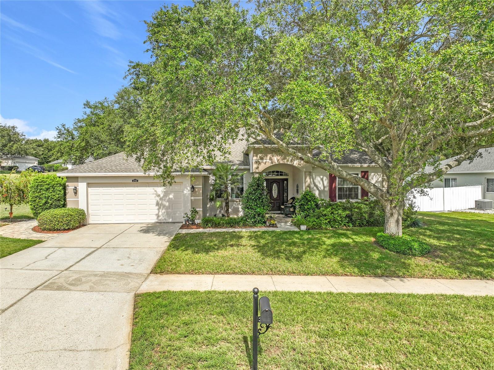 3755 FALLSCREST CIR, CLERMONT, FL, 34711