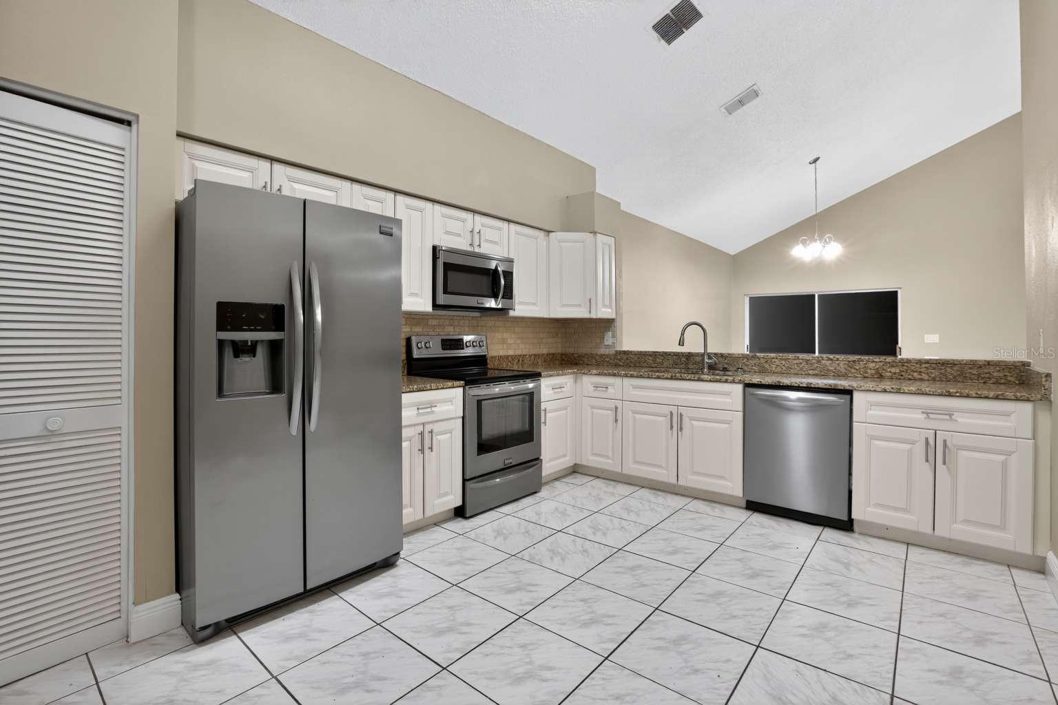 12004 W POND WAY, TAMPA, FL, 33635