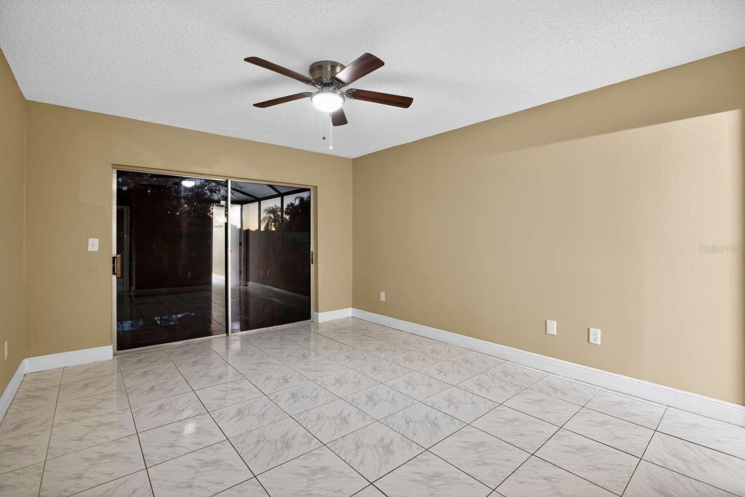 12004 W POND WAY, TAMPA, FL, 33635