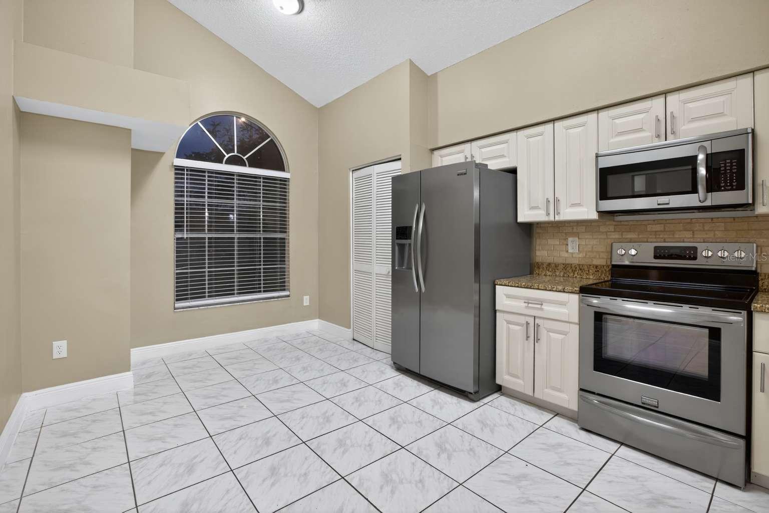 12004 W POND WAY, TAMPA, FL, 33635