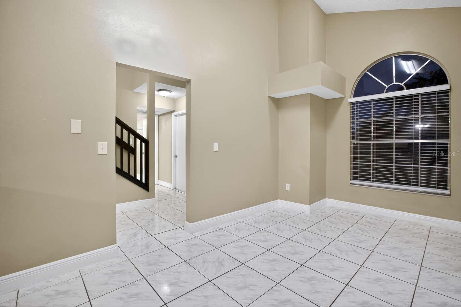12004 W POND WAY, TAMPA, FL, 33635