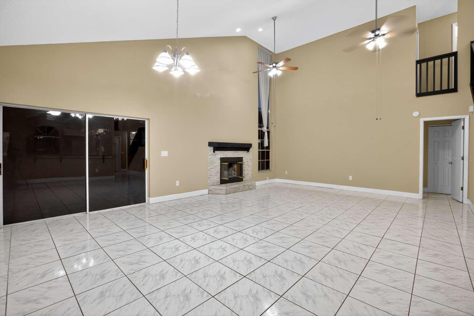 12004 W POND WAY, TAMPA, FL, 33635