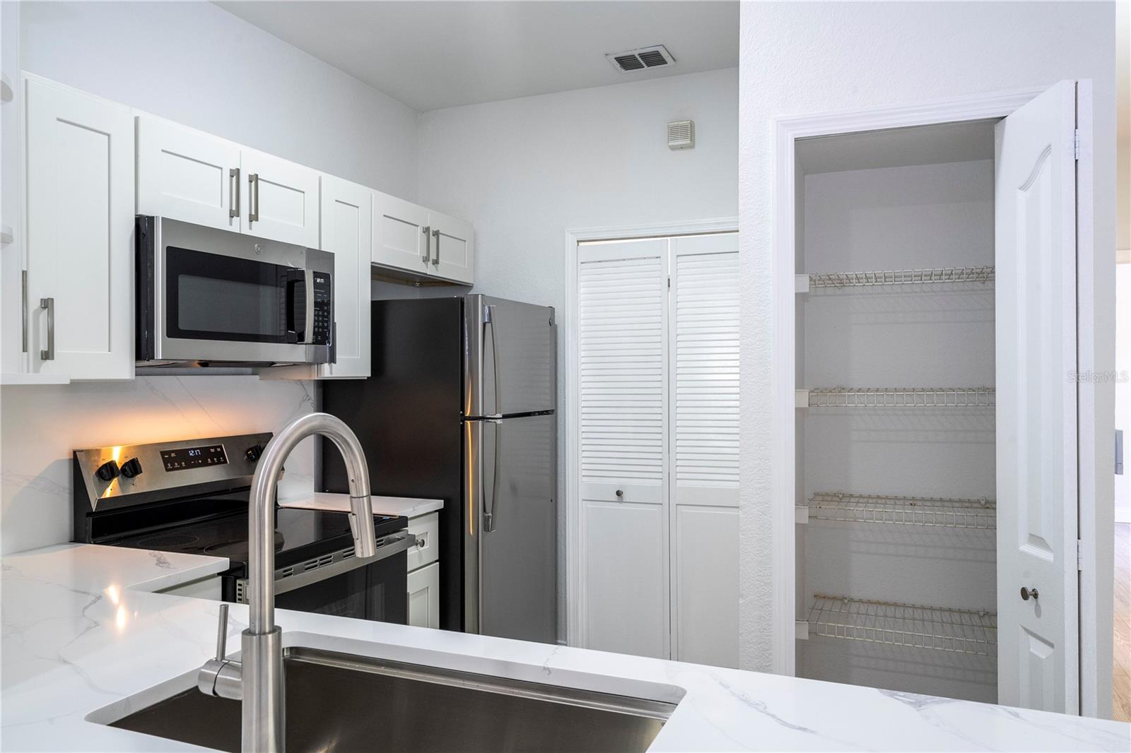 1375 LAKE SHADOW CIR #11103, MAITLAND, FL, 32751