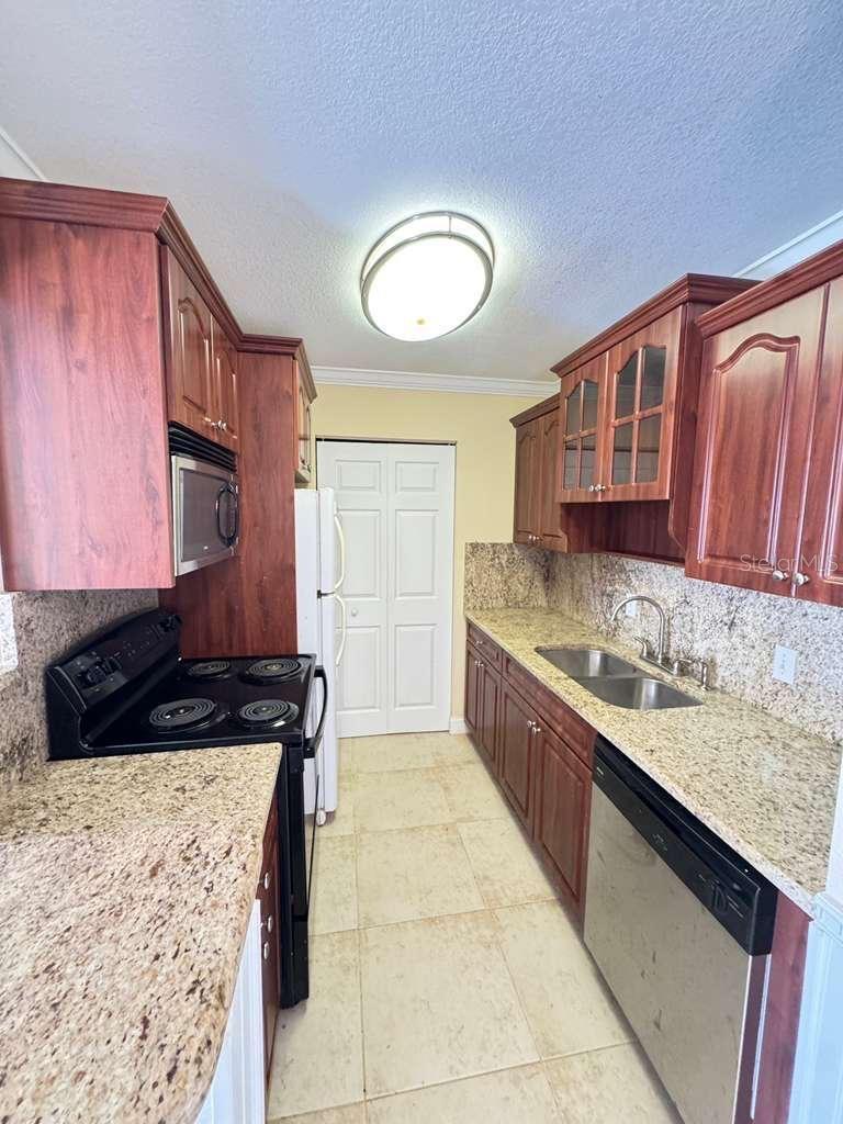 455 ALT 19 S #12, PALM HARBOR, FL, 34683