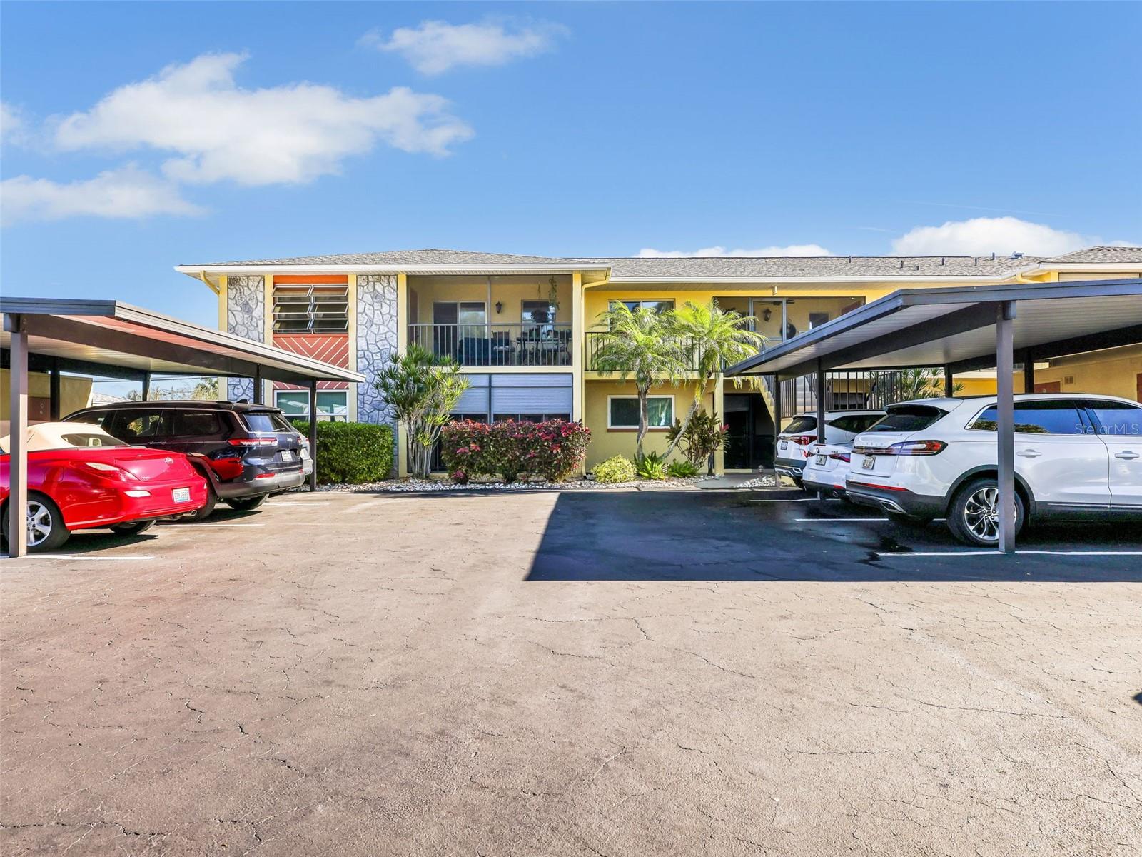 4021 SE 19TH AVE #201, CAPE CORAL, FL, 33904