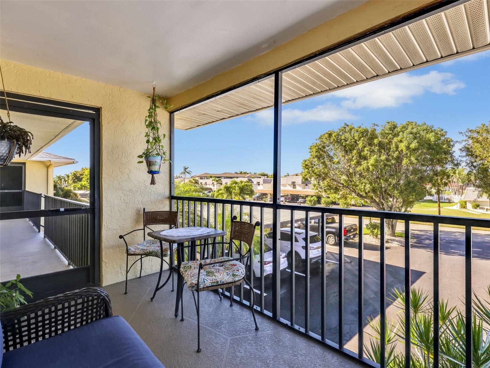 4021 SE 19TH AVE #201, CAPE CORAL, FL, 33904