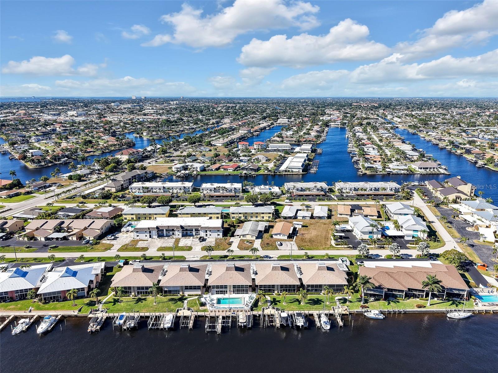 4021 SE 19TH AVE #201, CAPE CORAL, FL, 33904