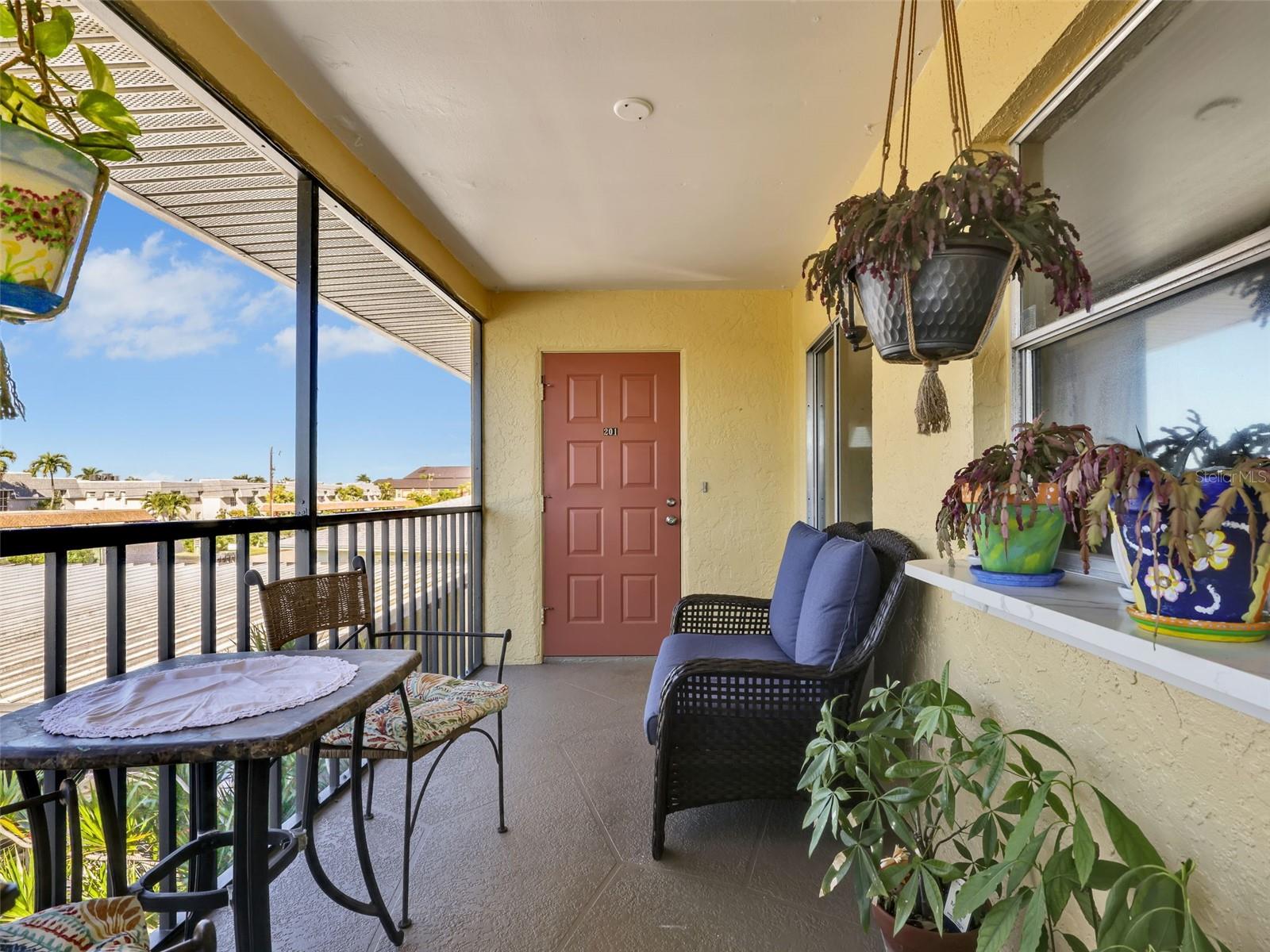 4021 SE 19TH AVE #201, CAPE CORAL, FL, 33904