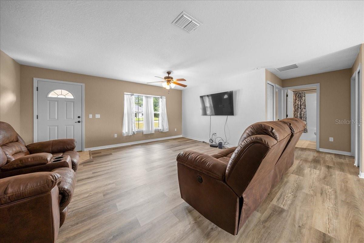 176 JUNIPER LOOP CIR, OCALA, FL, 34480