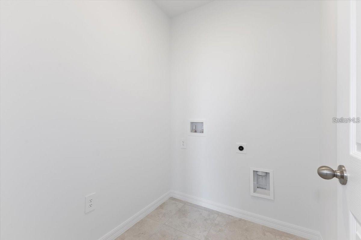 1361 CURRENT PL, HAINES CITY, FL, 33844