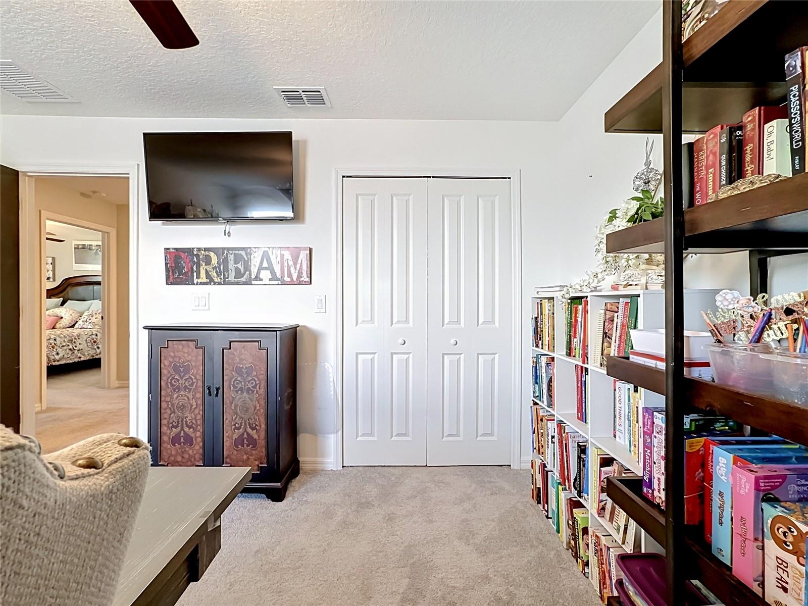 5519 BLUE AZURE DR, WIMAUMA, FL, 33598
