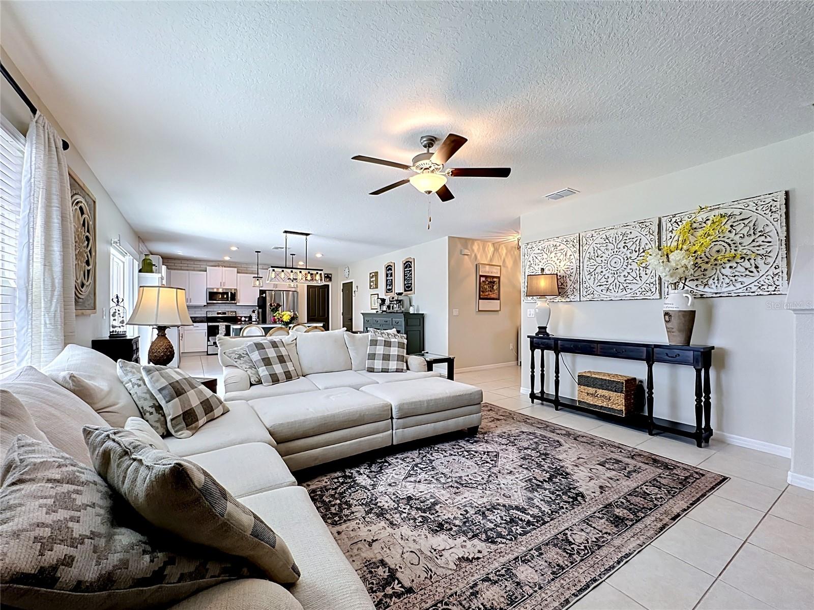 5519 BLUE AZURE DR, WIMAUMA, FL, 33598