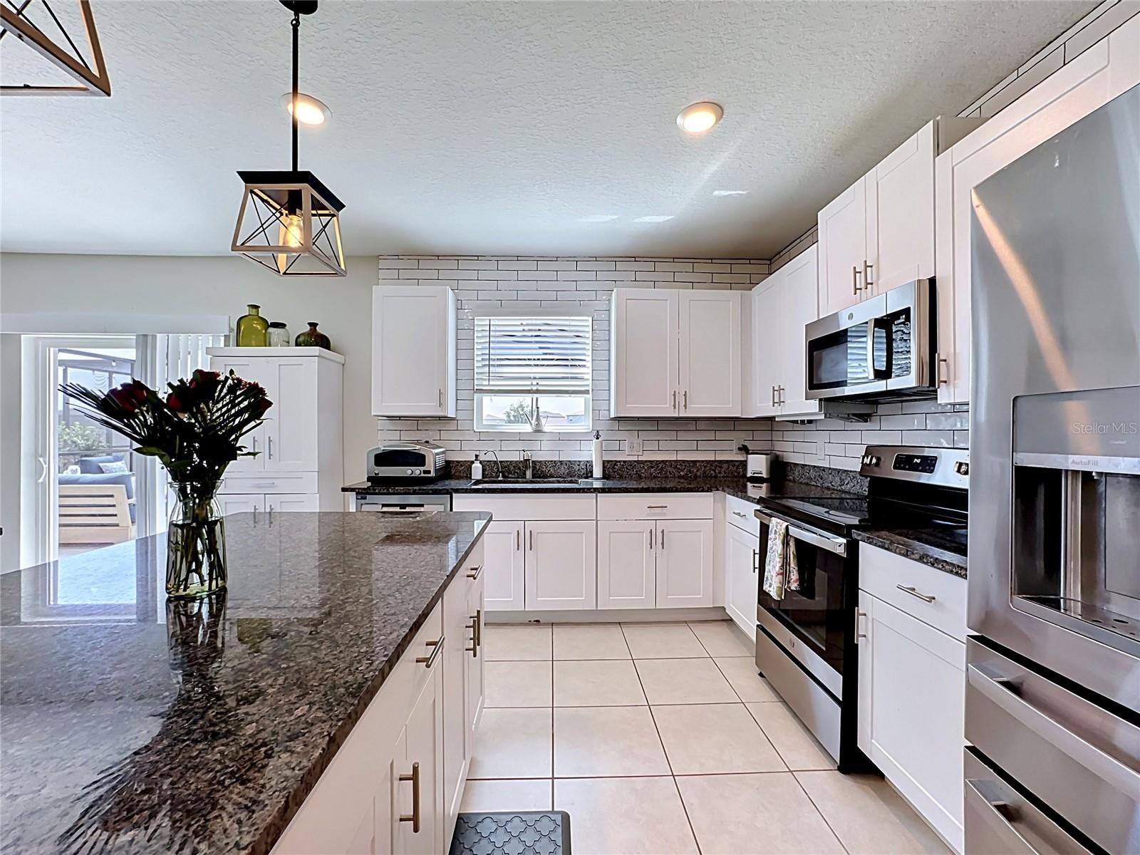 5519 BLUE AZURE DR, WIMAUMA, FL, 33598