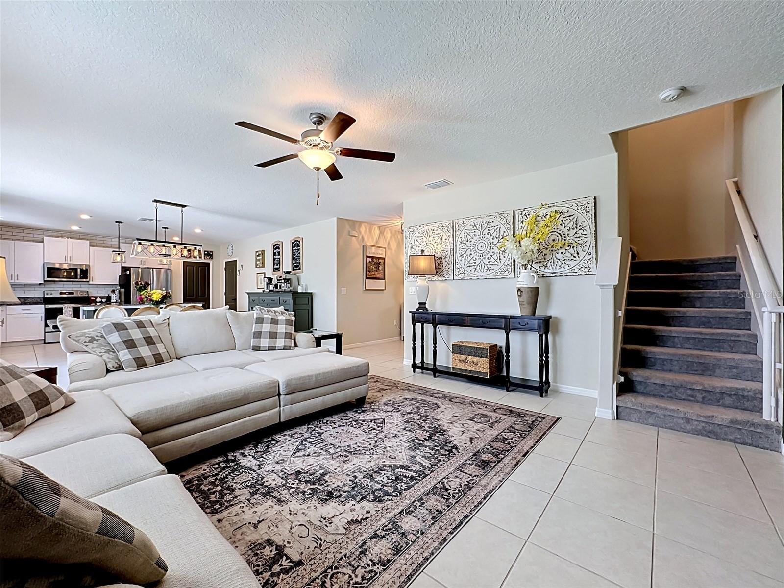 5519 BLUE AZURE DR, WIMAUMA, FL, 33598