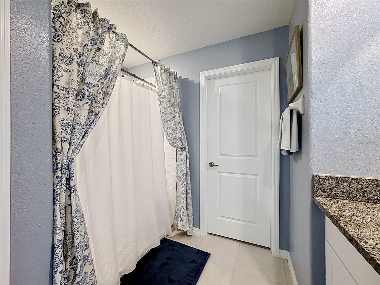5519 BLUE AZURE DR, WIMAUMA, FL, 33598