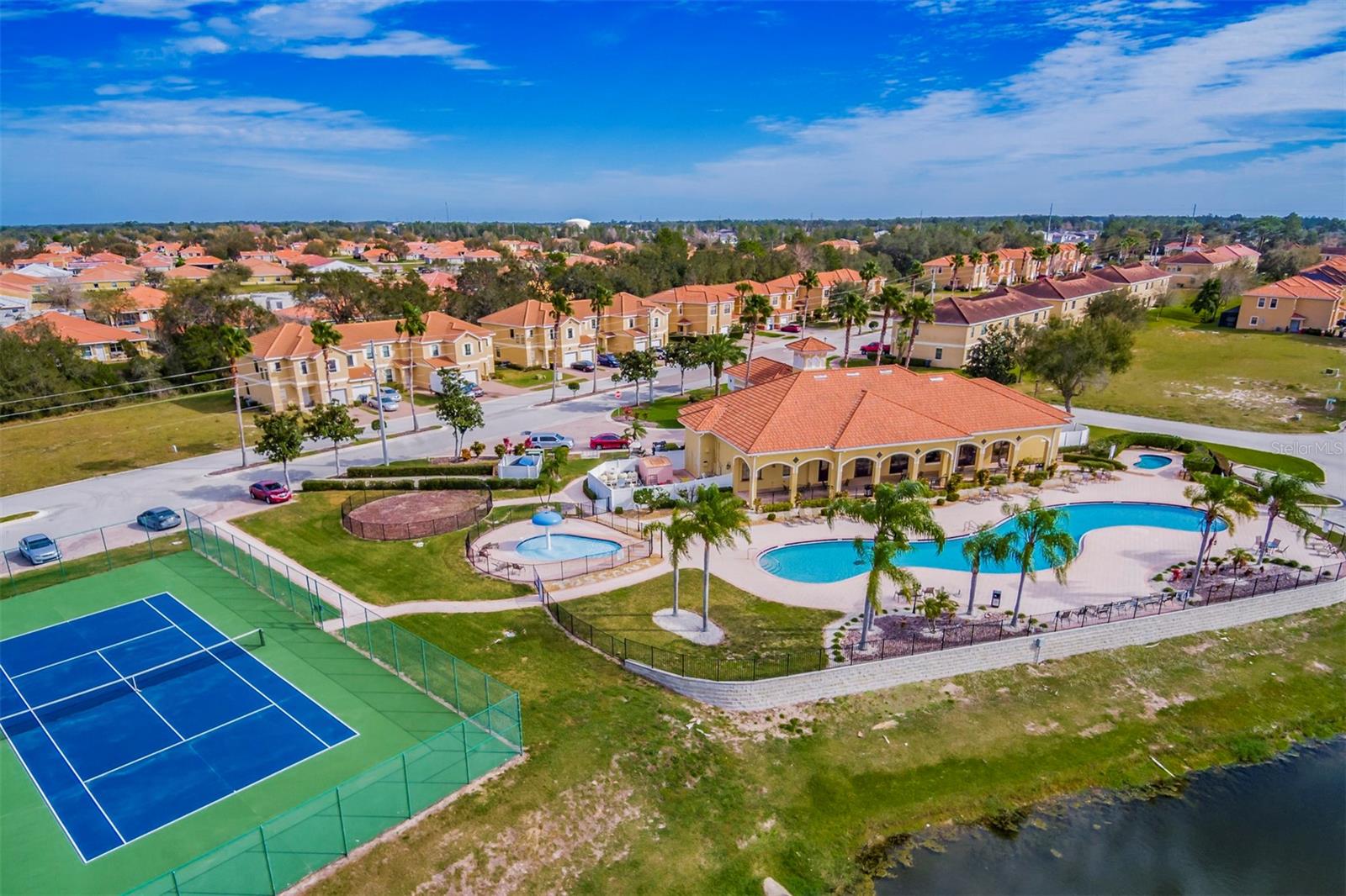 559 BAY LEAF DR, POINCIANA, FL, 34759