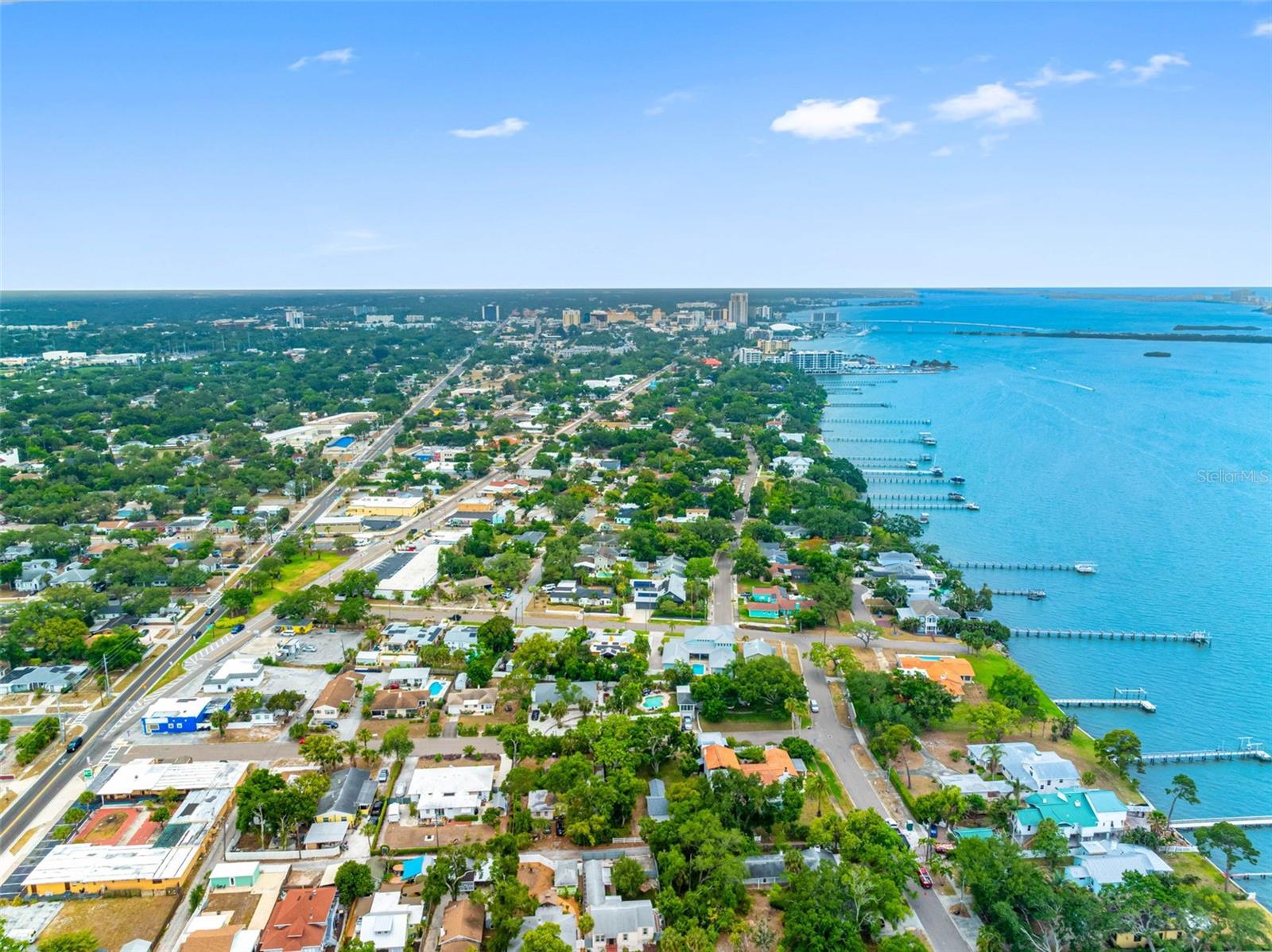 1005 APACHE TRL, CLEARWATER, FL, 33755
