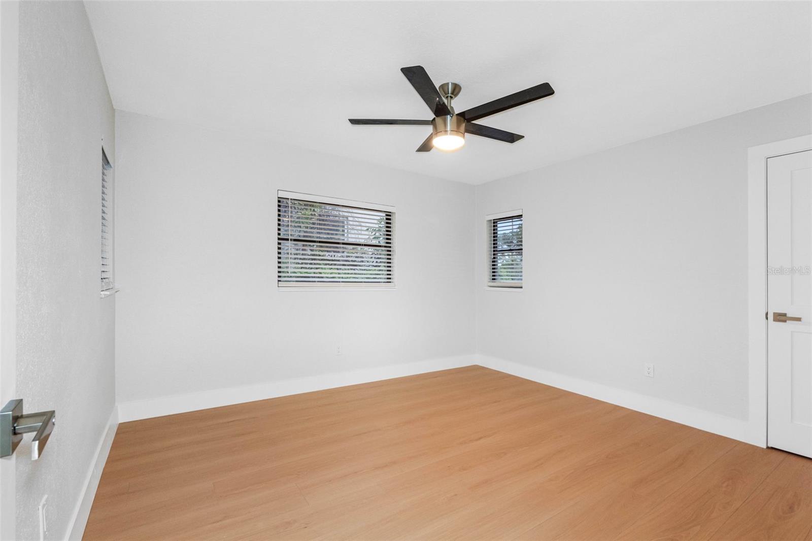 1005 APACHE TRL, CLEARWATER, FL, 33755