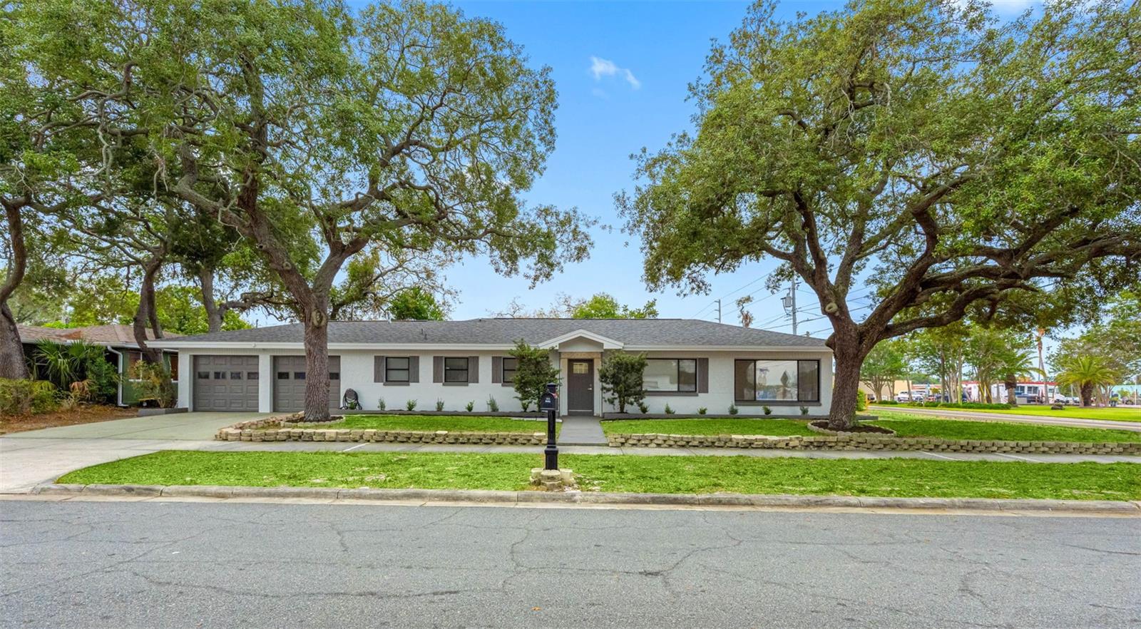 1005 APACHE TRL, CLEARWATER, FL, 33755