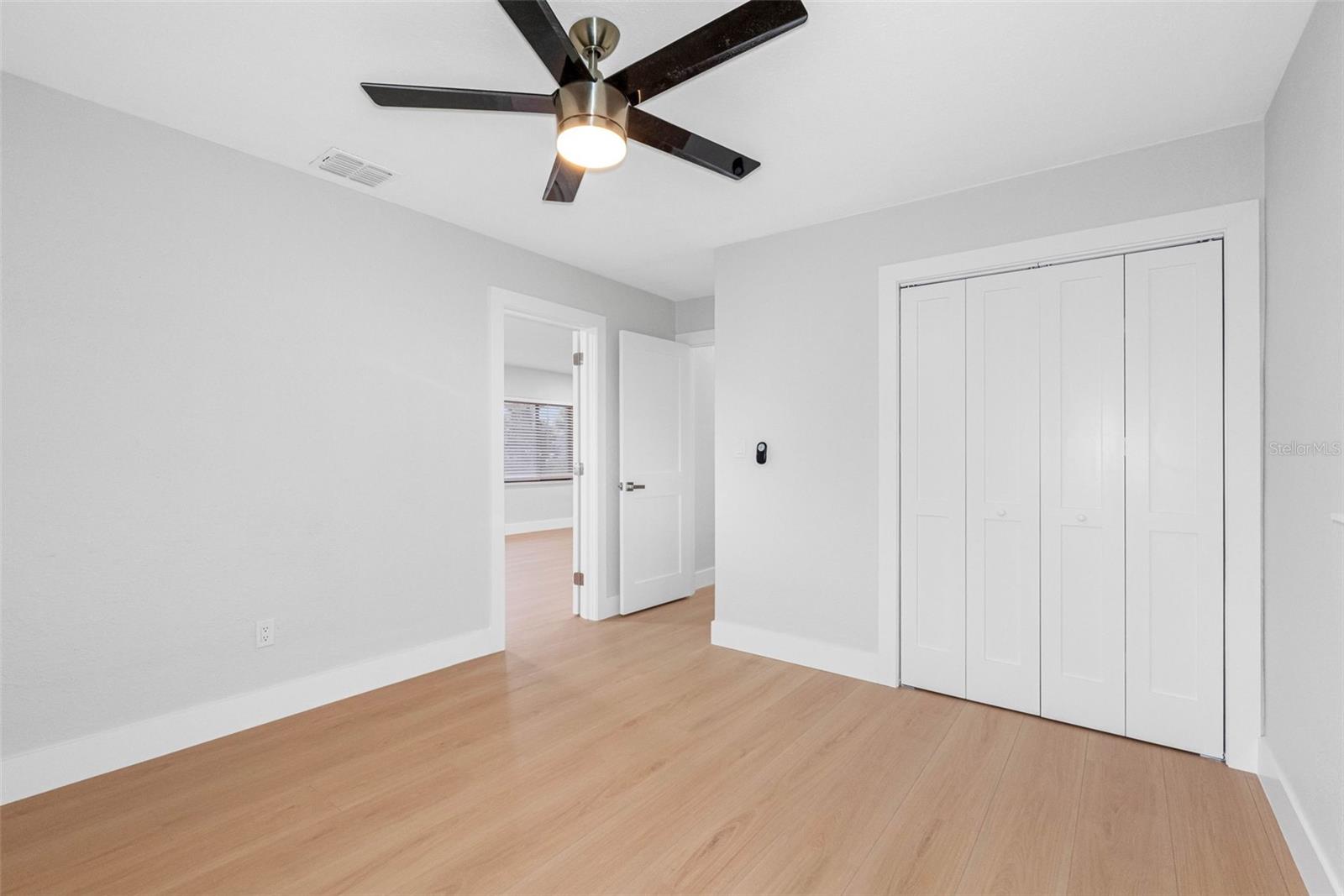 1005 APACHE TRL, CLEARWATER, FL, 33755
