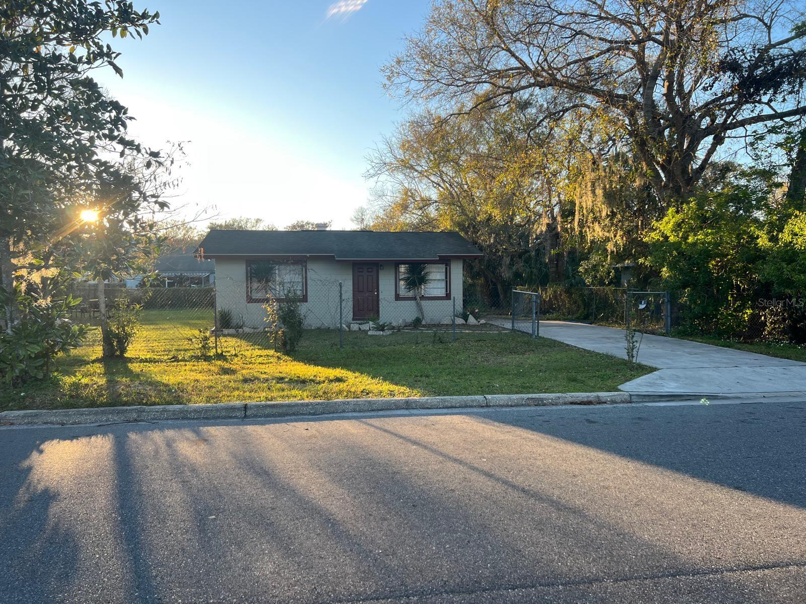 1112/1114 S BAY AVE, SANFORD, FL, 32771
